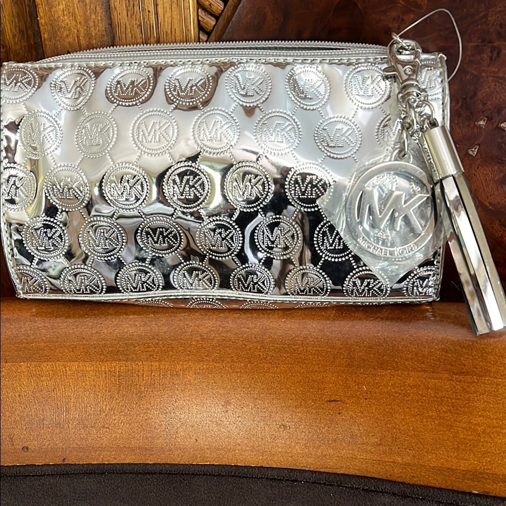 Michael Kors Silver Logo Pouch